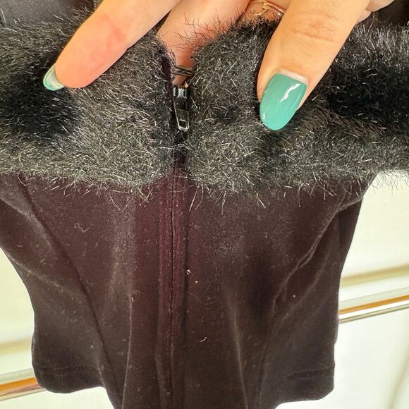 Tadashi Vintage Black Velvet Strapless Top Faux Fur Trim Winter Formal Size 4 - Picture 6 of 11